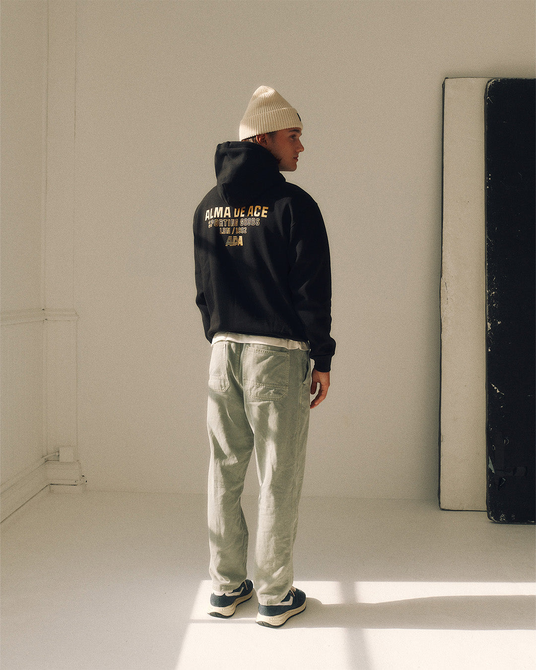 files/blacksportinggoods92hoodiemain2.jpg