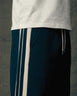 files/joggers_products_close-min.jpg