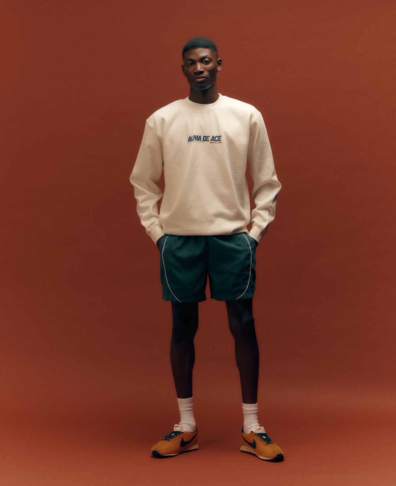 Sports Club 92 Sweatshirt | White