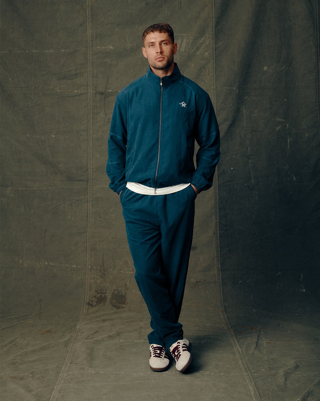 Contrast Stitch Joggers | Navy