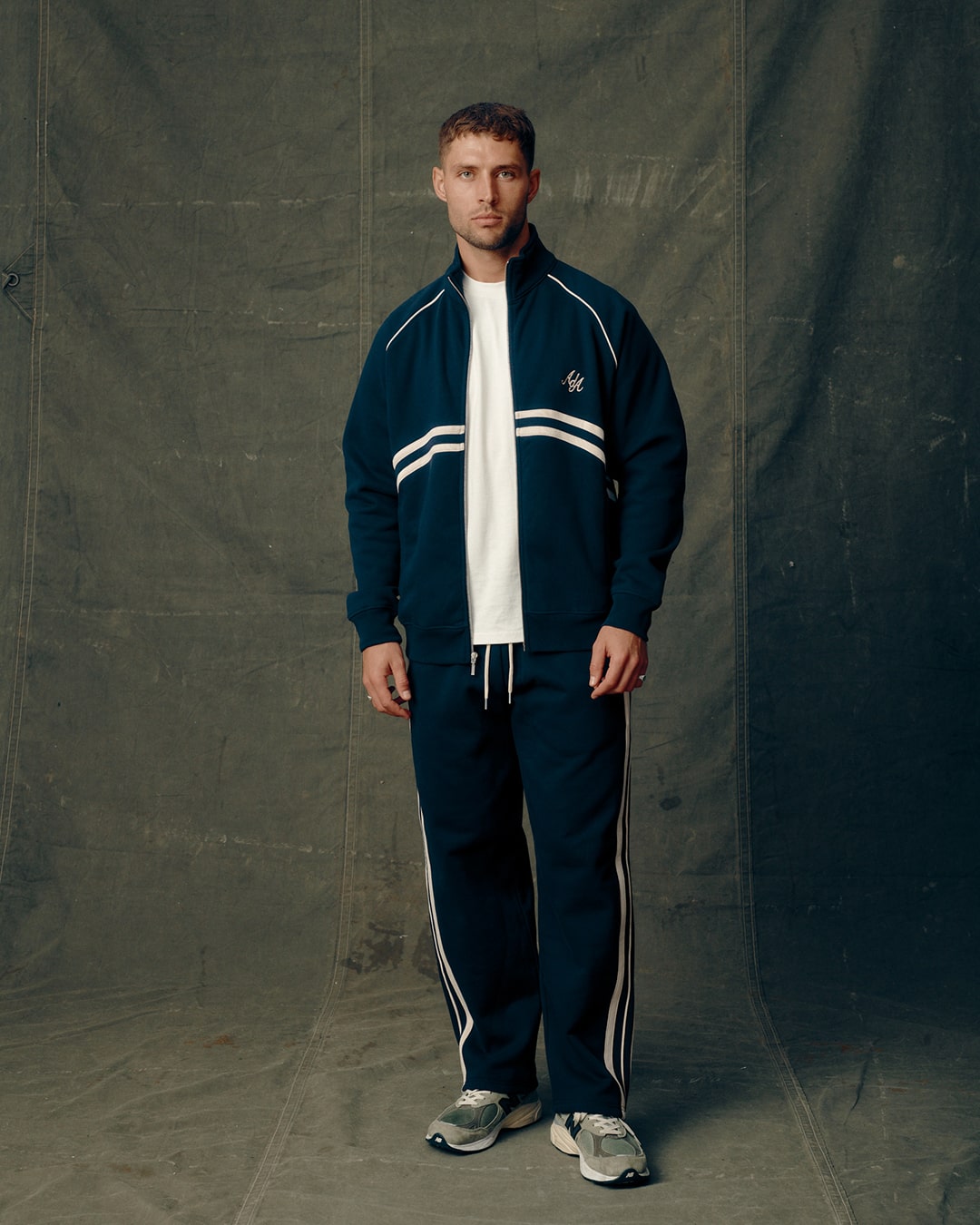 Maxima Arch Jersey Track Suit | Navy