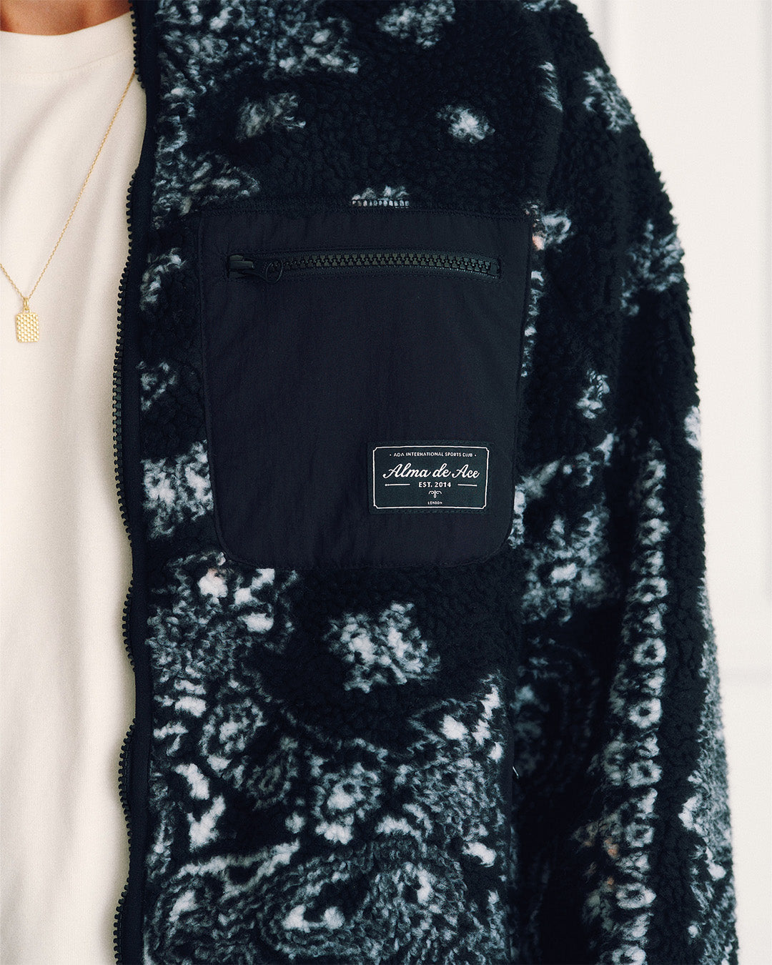 Perla Borg Jacket | Black