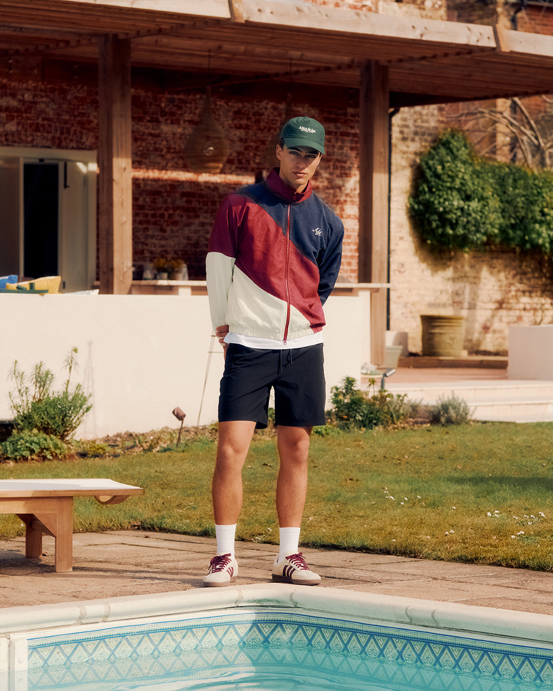 Wave Track Jacket | Burgundy